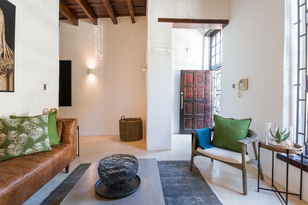 Central Cape Town, Stylish Home, With Private Courtyard Cidade Do Cabo Exterior foto